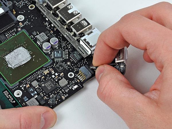 Sửa chữa Macbook
