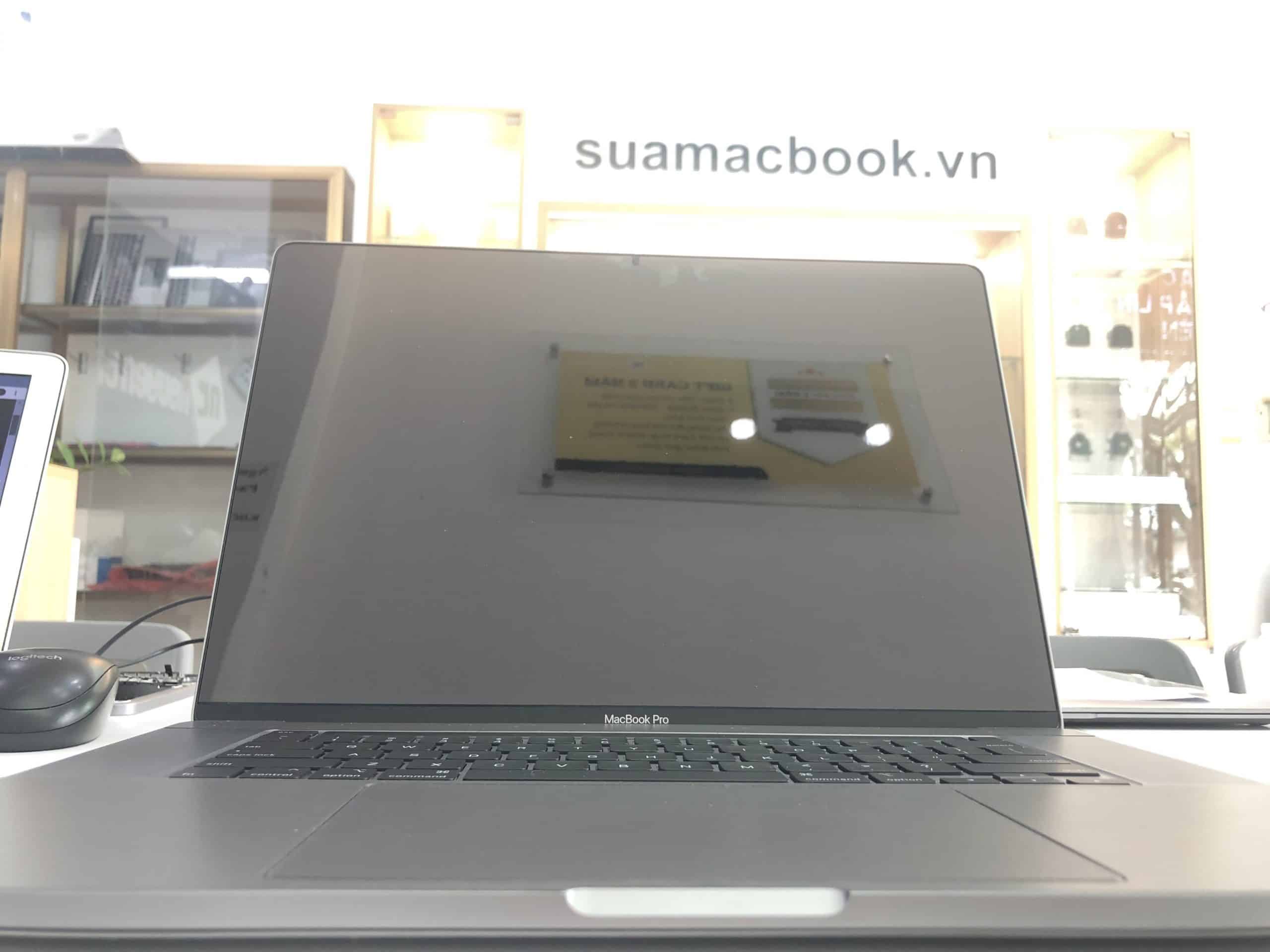 Macbook Pro 16 inch 2019 không lên nguồn